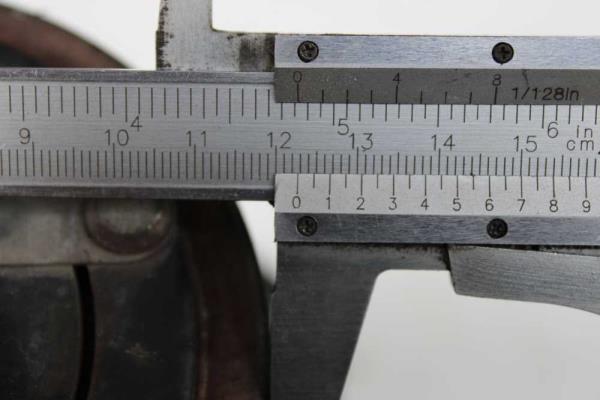 COMPRESSEUR DE CLIMATISATION CITROEN / PEUGEOT - Vue 3